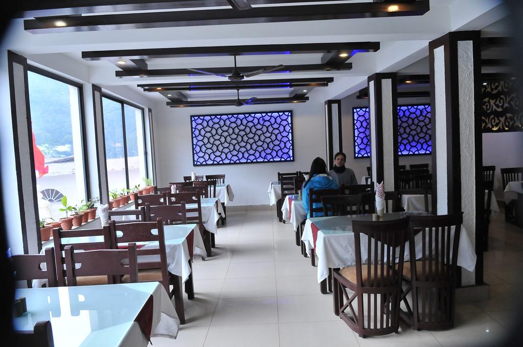 Ishan Hotel Rishikesh Restaurant
