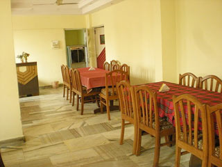 Shivlok Hotel Rishikesh Restaurant