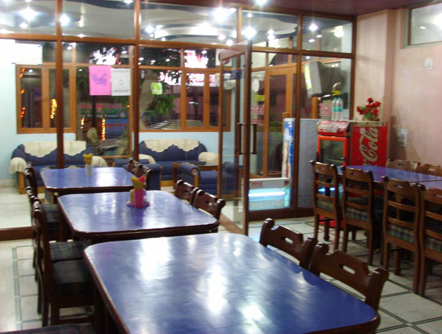Raj Palace Hotel Rishikesh Restaurant