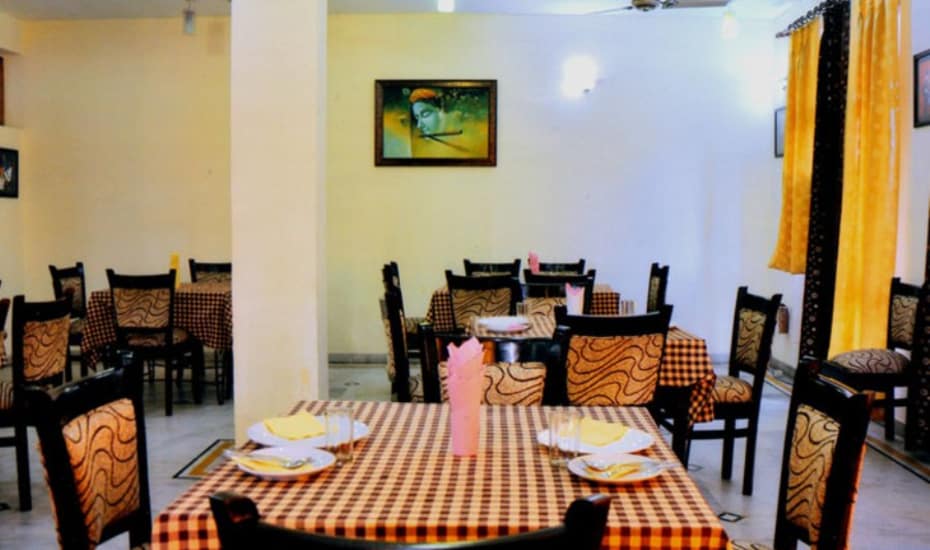 Neeraj Bhawan Hotel Rishikesh Restaurant